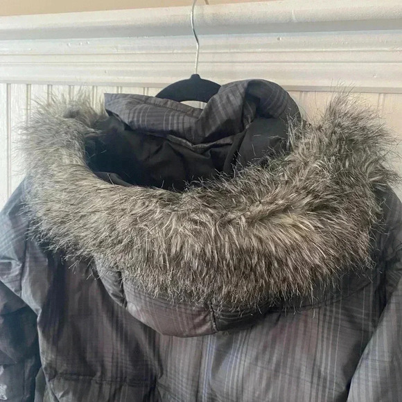 Columbia Omni Shield jacket with detachable hood - Picture 3 of 9